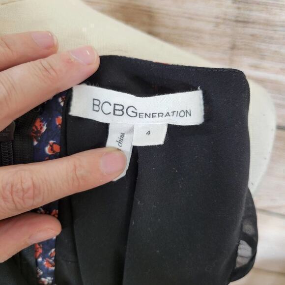 BCBGeneration Floral Mesh Shoulder‎ Sleeveless Mini Dress 4 - Picture 6 of 8